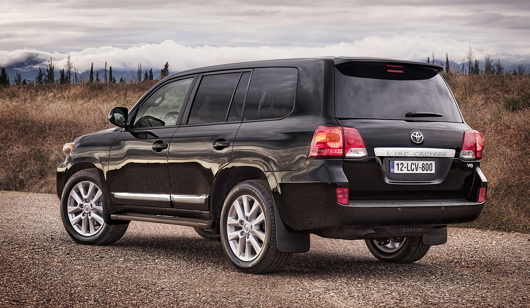https://wcar.sets.lv/cars/Toyota/Land Cruiser V8/a96bd7a0080e71d7a6b089159be7f5f0.jpg